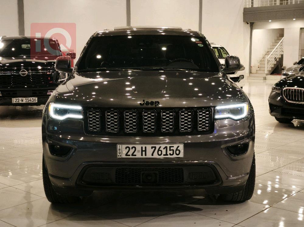 جيب جراند شيروكي